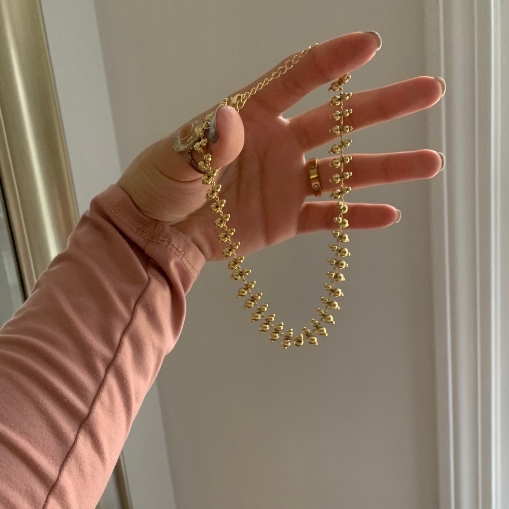 Gold choker